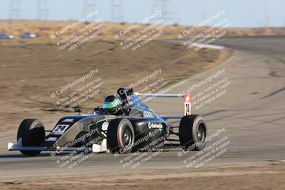 media/Oct-15-2023-CalClub SCCA (Sun) [[64237f672e]]/Group 3/Qualifying/